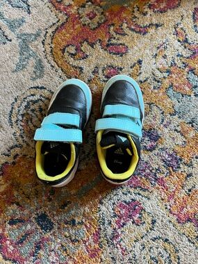 adidas Kids Black and Light Blue Velcro Sneakers with Yellow Lining
